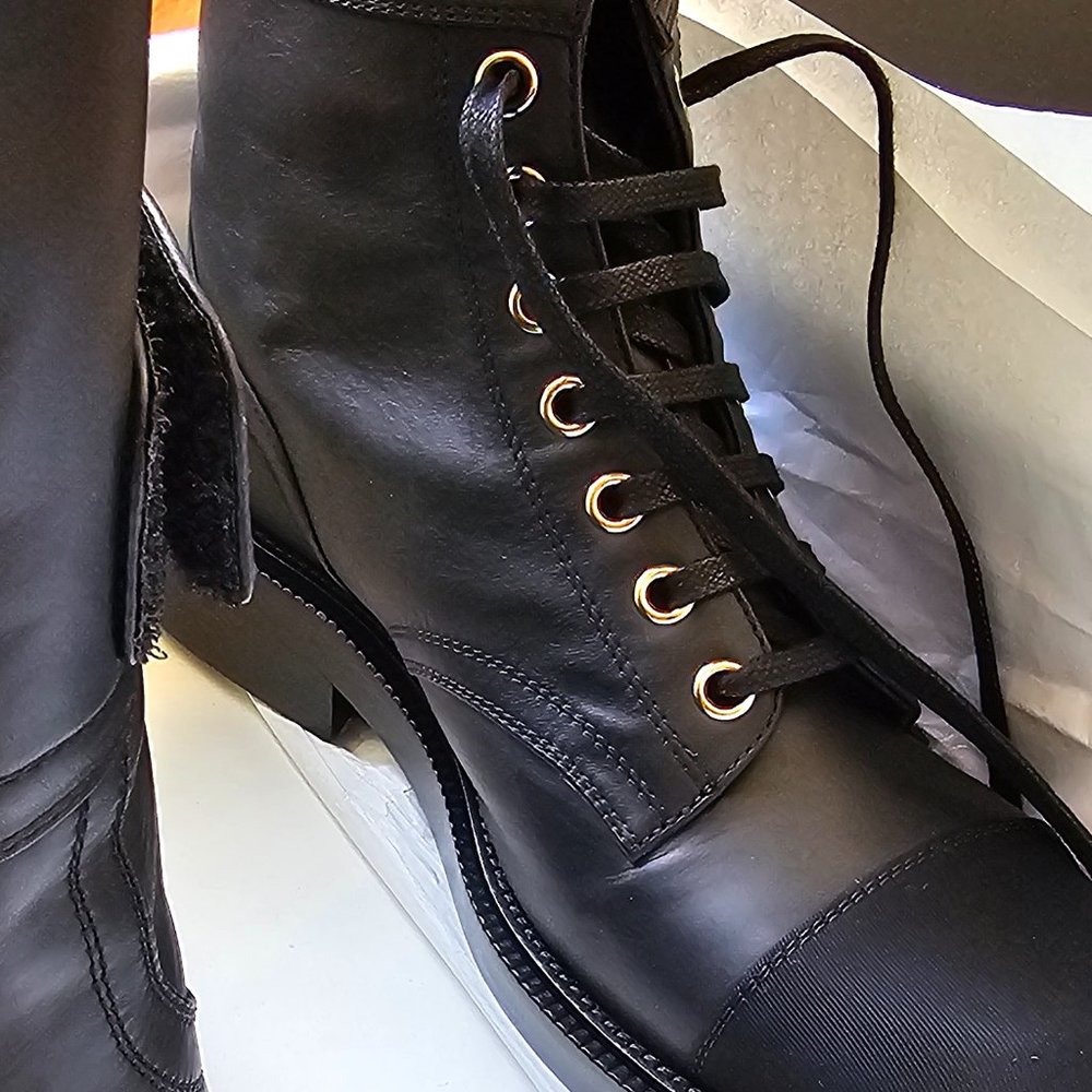 NEW Chanel lace up boots SZ 37 (hard to find + unworn) - Picture 4 of 11